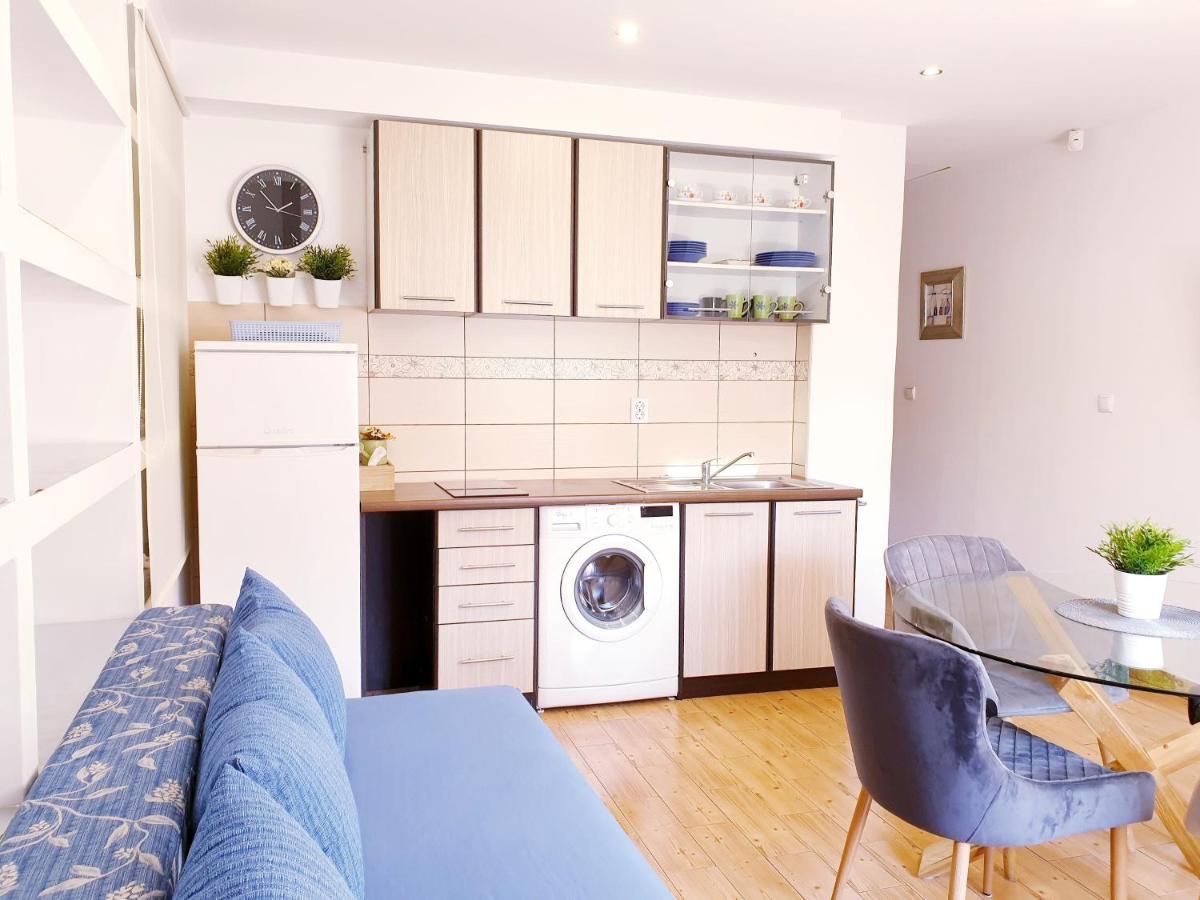 Apartments Sandra In The Historical Center Of The City 苏佩塔尔 外观 照片