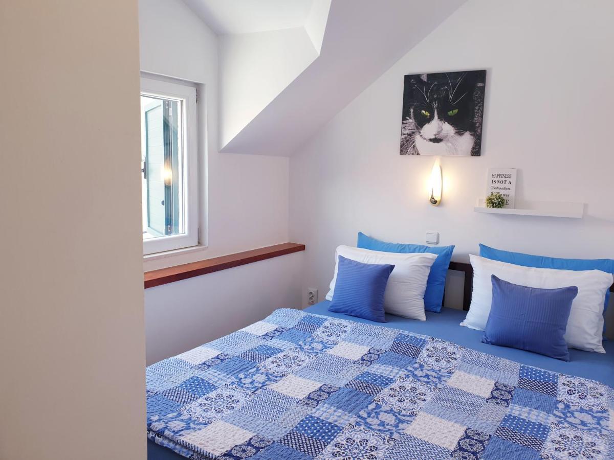 Apartments Sandra In The Historical Center Of The City 苏佩塔尔 外观 照片